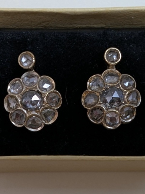 Kolczyki złote pr. 585 z diamentami