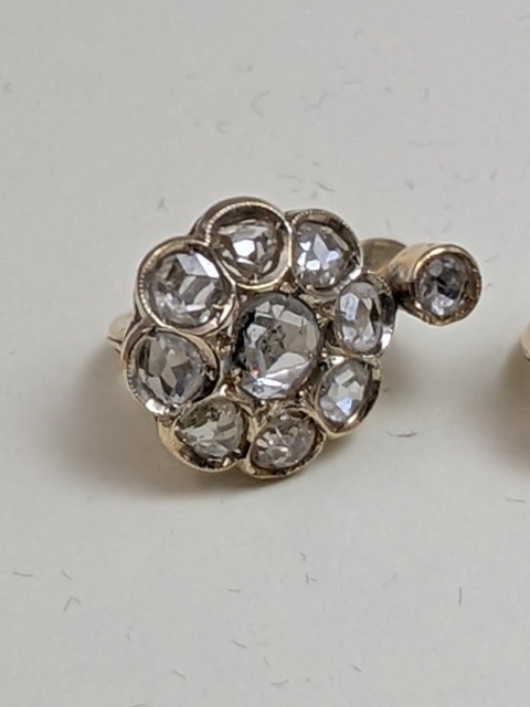 Kolczyki złote pr. 585 z diamentami